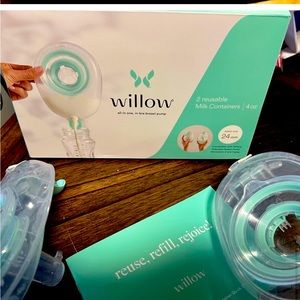 NWOT Willow 3.0 Pump